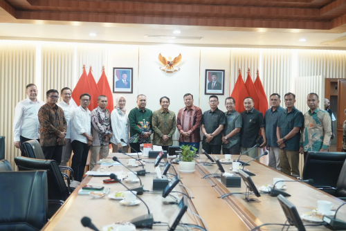 Bupati Kuansing Temui Menteri Kehutanan, Perjuangkan Pembebasan Lahan Masyarakat dari Kawasan Hutan