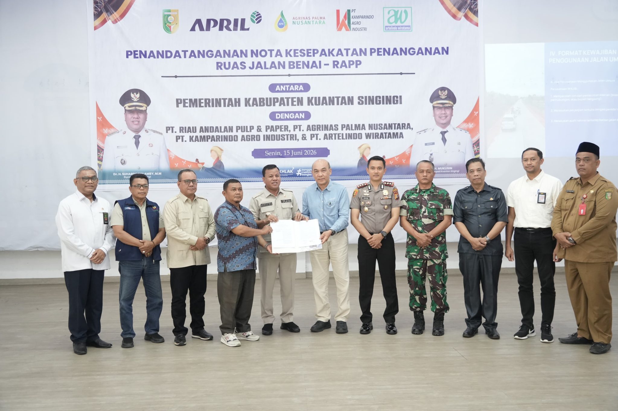 Perkuat Komitmen Dalam Penanganan Infrastruktur Daerah, Pemkab Kuansing Tandatangani Nota Kesepakatan Dengan Sejumlah Perusahaan Besar di Kuansing