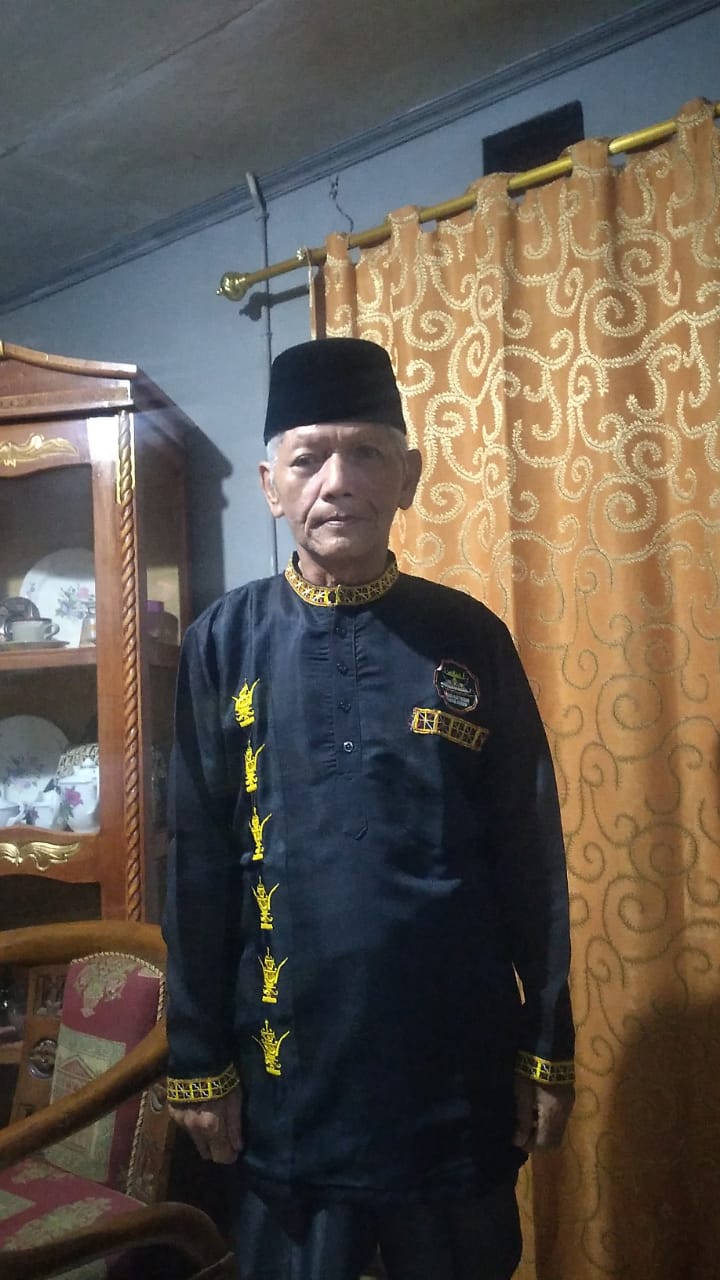 Spanduk Provokatif serang Bupati Suhardiman, Datuak Sirajo : Jangan mau diadu domba